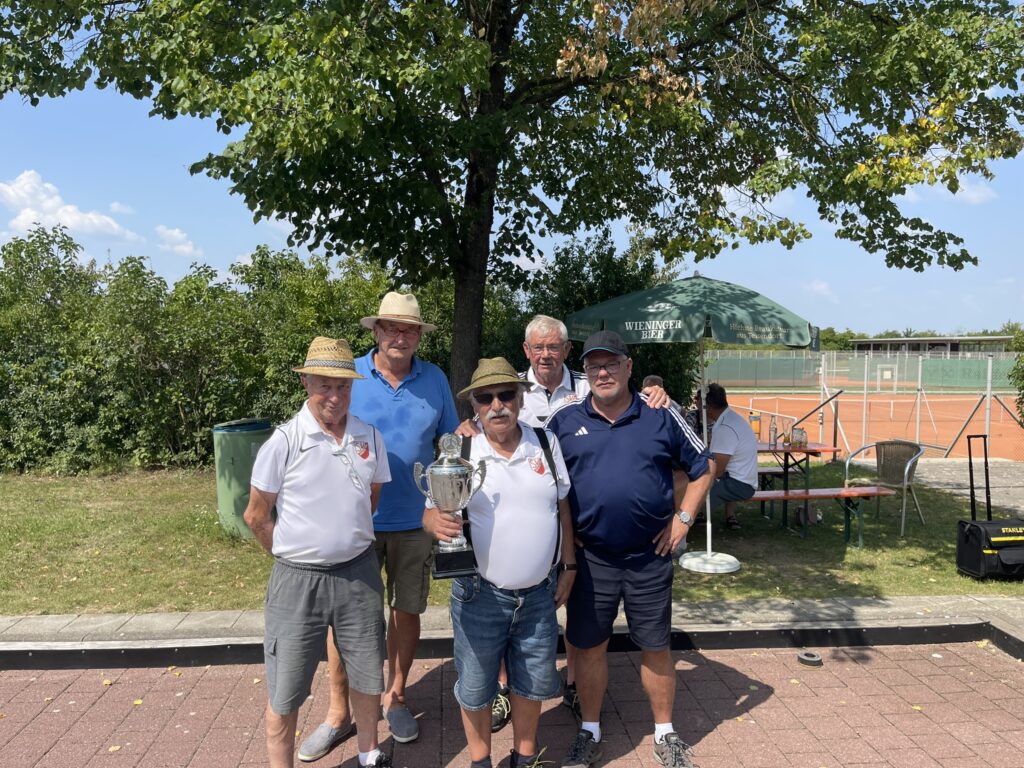 Stocksport-Team des SV Heimstetten mit dem gewonnenen Wanderpokal 2025